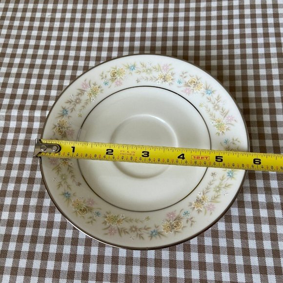 NORITAKE Ivory China BLOSSOM TIME 7150 Pattern Tea Cup and Saucer Set 16 Pieces - Picture 7 of 8